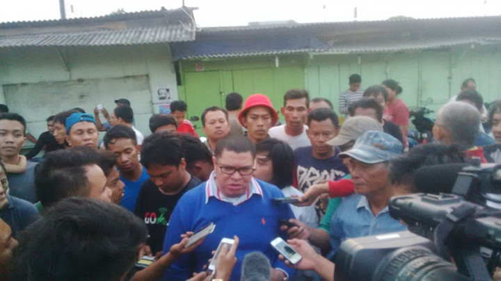 Daeng Aziz Ditangkap di Hadapan Keluarga