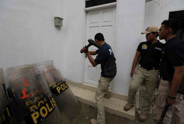 Daeng Aziz juga Dibidik Pencurian Air