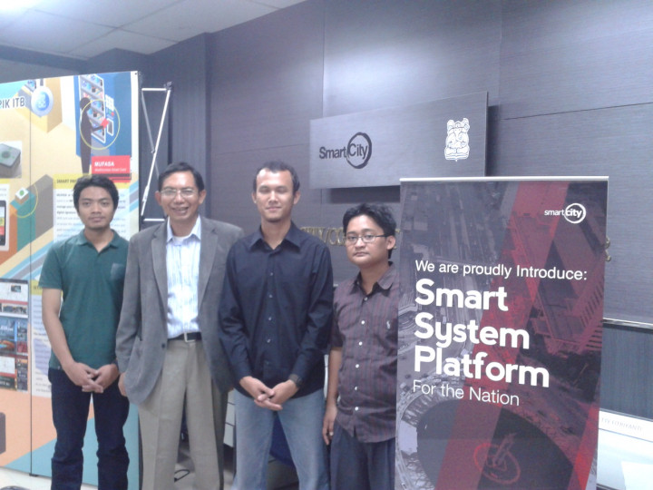 Berpacu dalam <i>Smart City</i>