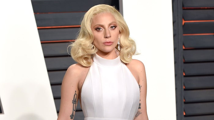 Keluarga Baru Tahu Lady Gaga Korban Kekerasan Seksual