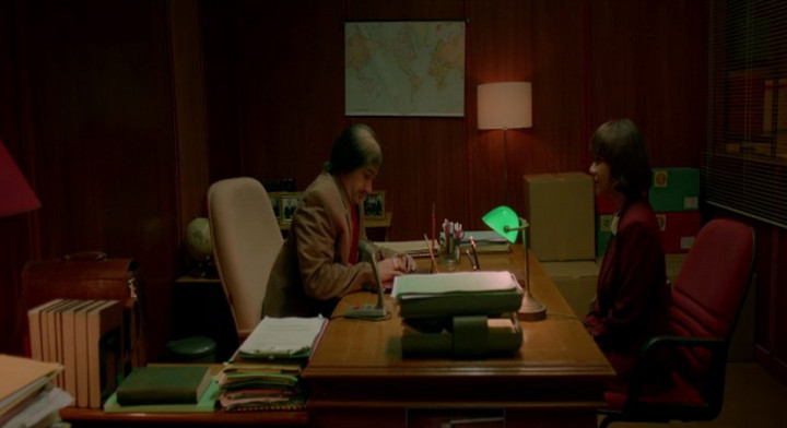 BCL Tak Berhenti Tertawa Lihat Akting Reza Rahadian