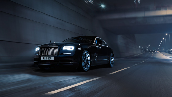 Rolls-Royce Hadirkan Versi <i>Black Badge</i> untuk Wraith dan Ghost 