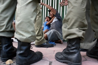 Dinsos DKI Kerahkan 400 Personel Halau PMKS Selama KTT OKI