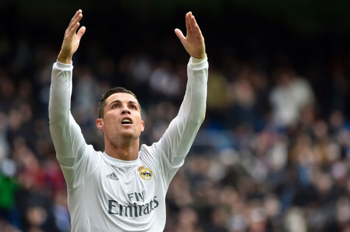 Cetak Quattrick, Ronaldo Disebut Pemain Unik