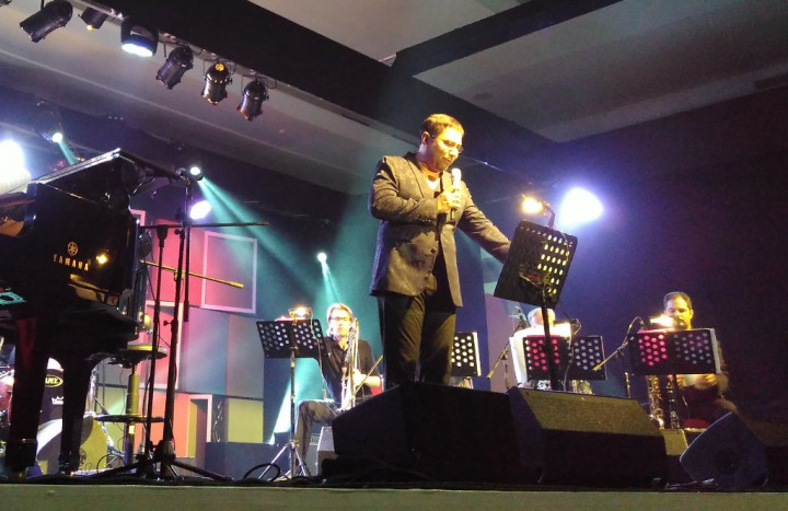 Satu Lagu dari Harvey Malaiholo untuk Ireng Maulana di Java Jazz 2016