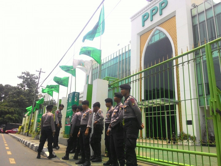 Ada Isu Akan Diduduki Kubu Romi, Kantor PPP Dijaga Ketat