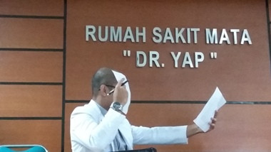 Cara Sederhana Aman Lihat Gerhana