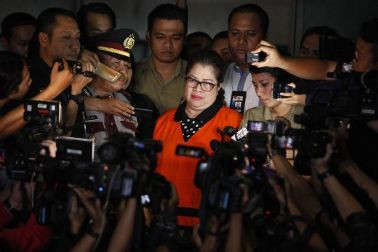 Dewi Yasin Limpo Teriaki Saksi dalam Persidangan