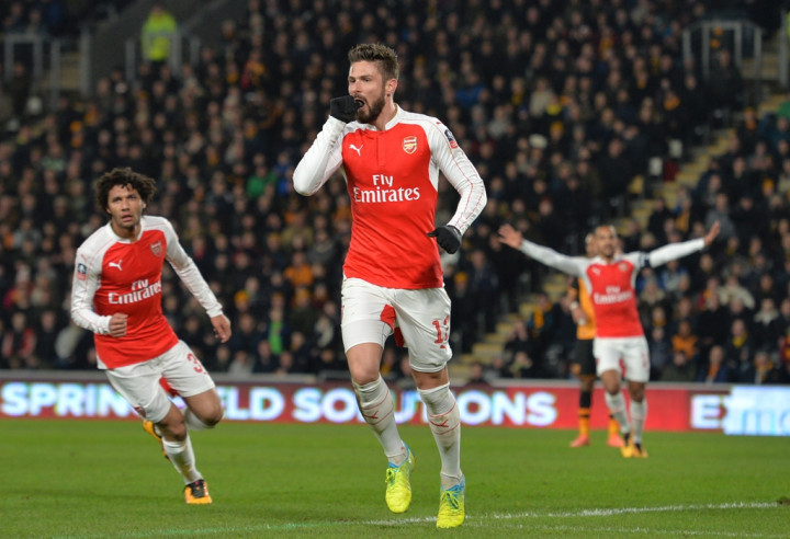 Giroud Bawa Arsenal Ungguli Hull