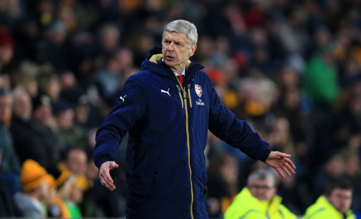 Meski Bawa Arsenal Menang, Wenger Dicela Fan Arsenal