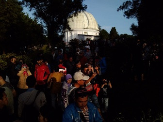 Bosscha Senang Diserbu Ribuan Orang