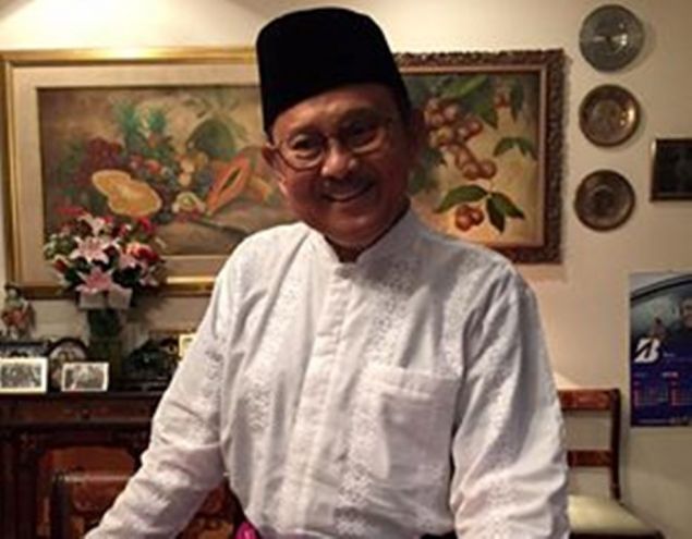 Former President Habibie Allowed to Go Home After Hospital Stay