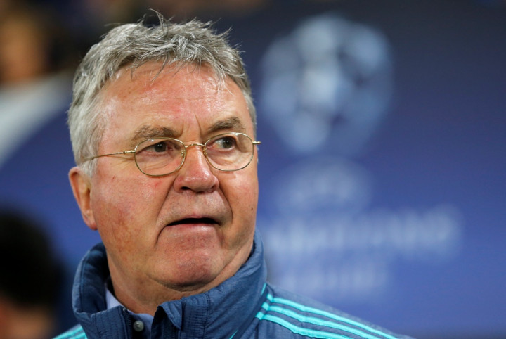 Kata Hiddink Setelah Chelsea Dipermalukan PSG