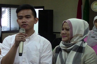 Putra Pertama Gibran-Selvi Lahir dengan Bobot 3 Kg