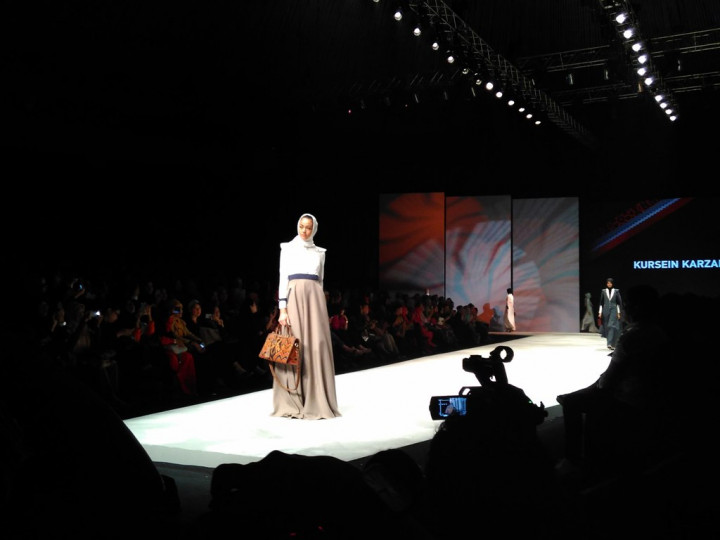 Corak Kain Nusantara Warnai Rancangan di IFW 2016