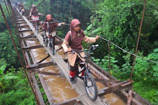 Masih Ada 378 Jembatan Gantung di Lebak yang Rusak