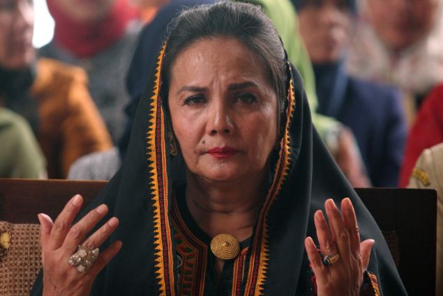 Christine Hakim Produseri Film tentang Penelantaran Anak