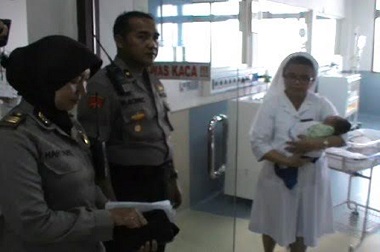 Orangtua Telantarkan Bayi di Depan Rumah Gubernur Diancam Penjara