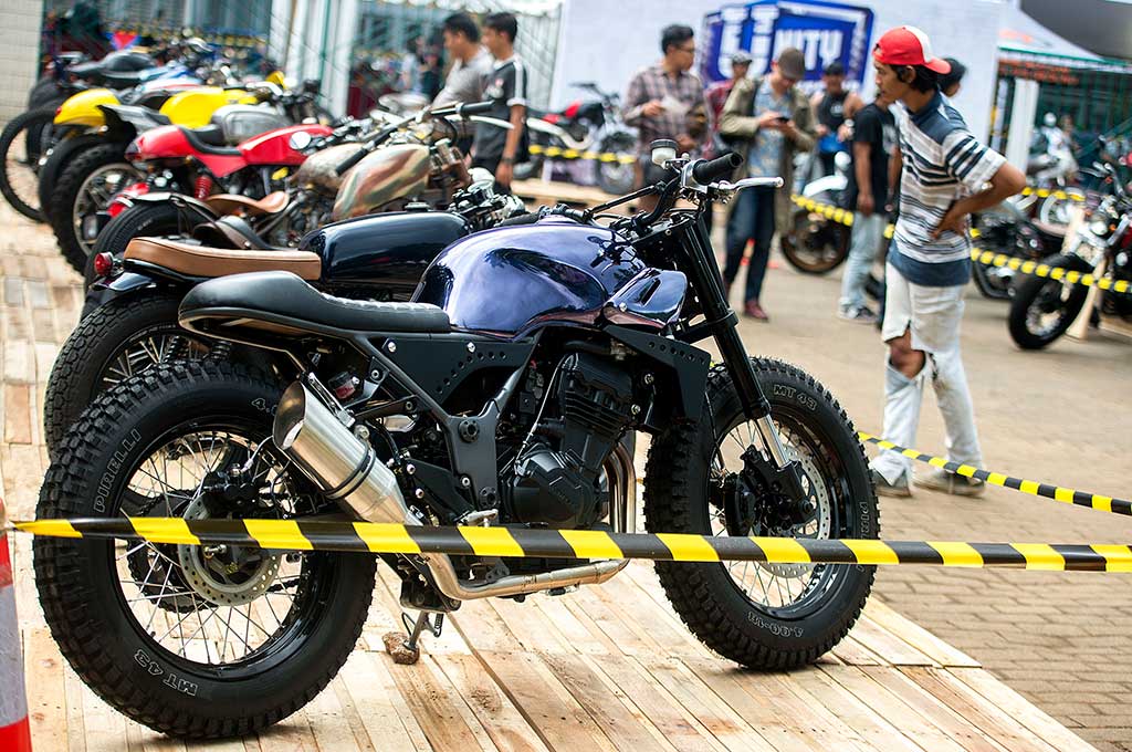 Pasar Jongkok Otomotif Digelar di Gelora Bung Karno