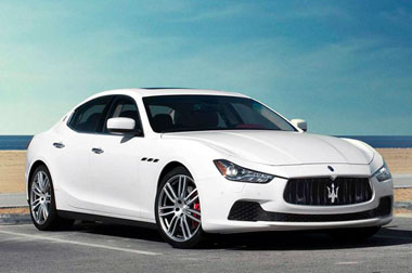 Maserati Tarik Model Ghibli dan Quattroporte Terkait Pedal Gas 