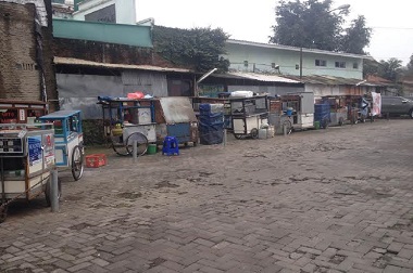 Direlokasi ke Parkir BEC, PKL Pertanyakan Atap dan Listrik