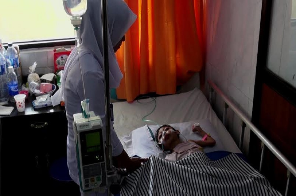 Bocah 8 tahun yang mengalami gizi buruk tak memiliki orangtua, MTVN - Nurul Hidayat