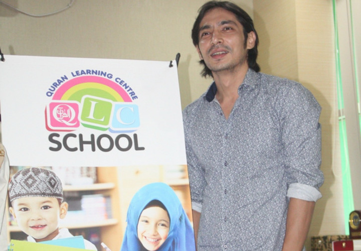 Pengalaman Abimana Aryasatya Menjadi Guru