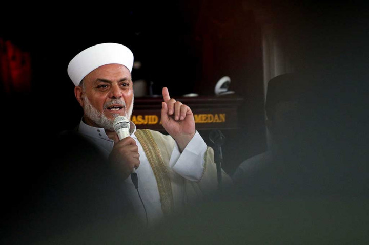 Imam Besar Masjid Al Aqsha Tausiah di Masjid Agung Medan