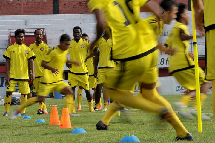 Jelang Lawan Persija, PS Polri Gelar Latihan