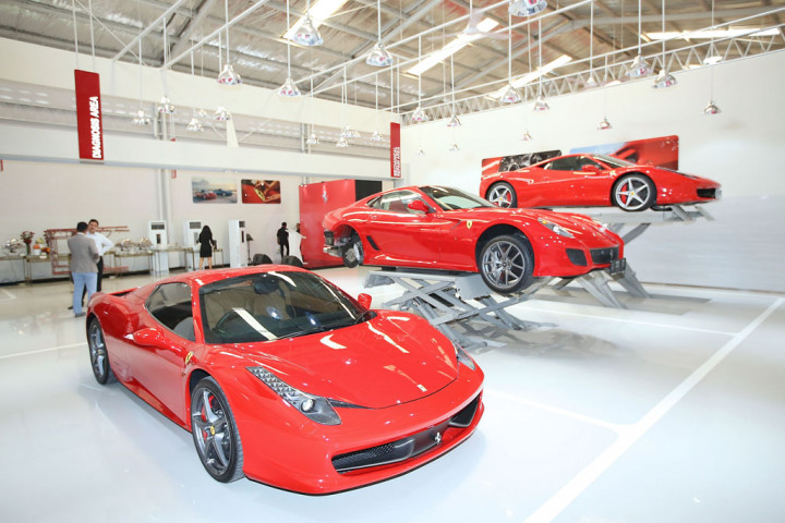 Harga Mobil Ferrari di Indonesia Naik, Konsumen Tak Bergeming
