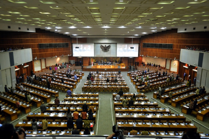 Tutup Masa Sidang III, DPR Sahkan Total Enam RUU