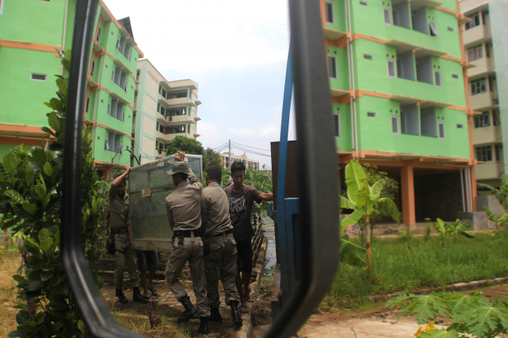 Polisi Tangkap Satpam karena Jual Beli Rusun Marunda