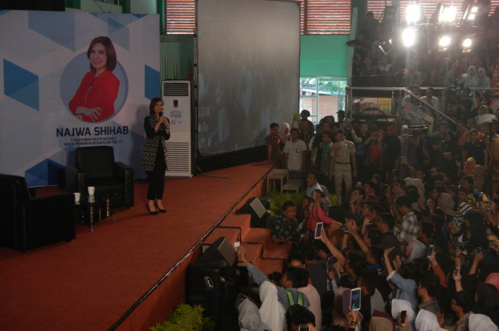 Ribuan Mahasiswa Antusias Saksikan Meet & Greet Mata Najwa