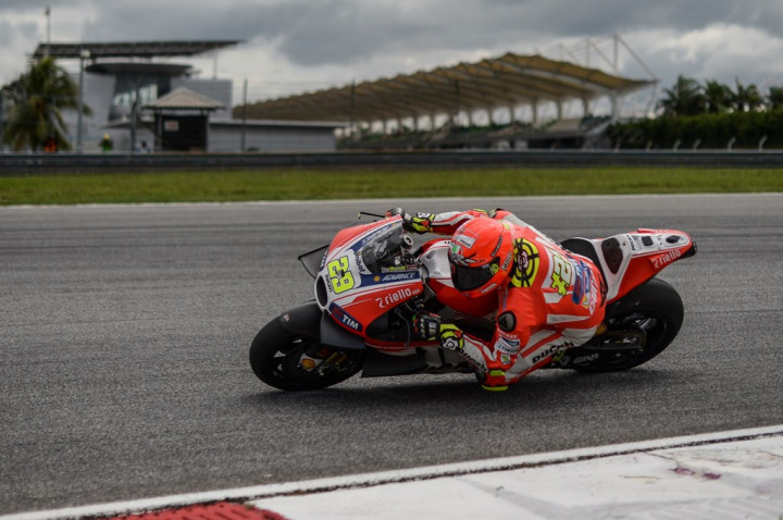 Iannone Jadi yang Tercepat pada Latihan Bebas Kedua