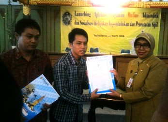 Akta Lahir Warga Yogya Bisa Dibuat Secara Daring