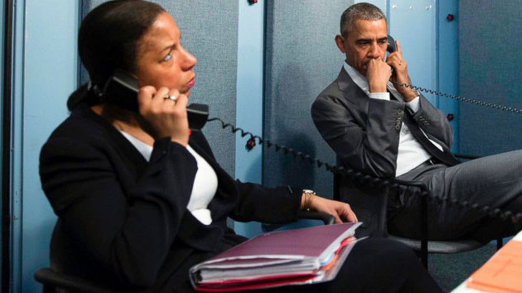 Presiden Barack Obama menerima laporan serangan di Belgia (Foto: Pete Souza/The White House)