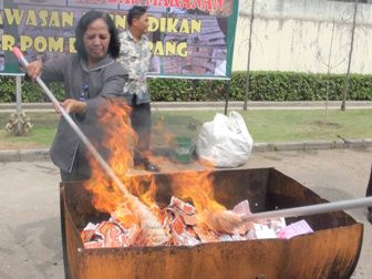 Kosmetika dan Obat-obatan Senilai Rp2 Miliar Dimusnahkan