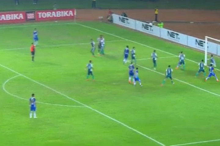 Persib Unggul atas PS TNI, Gol Samsul Arif Jadi Pembeda