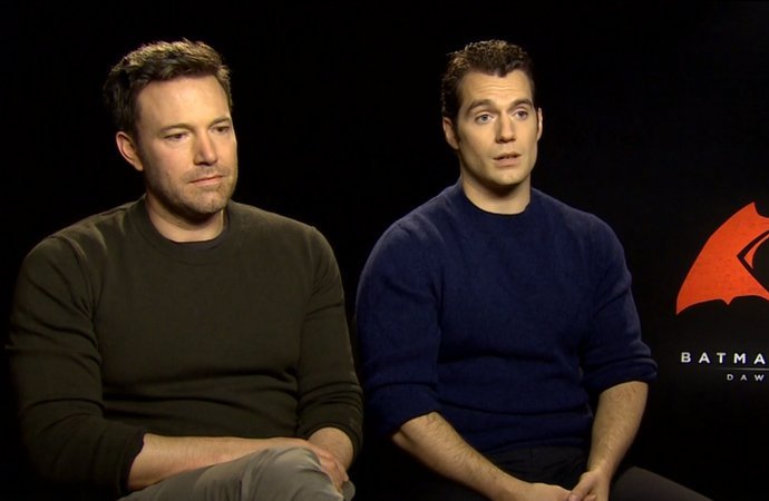 Henry Cavill & Ben Affleck Tanggapi Kritik pada Batman v Superman