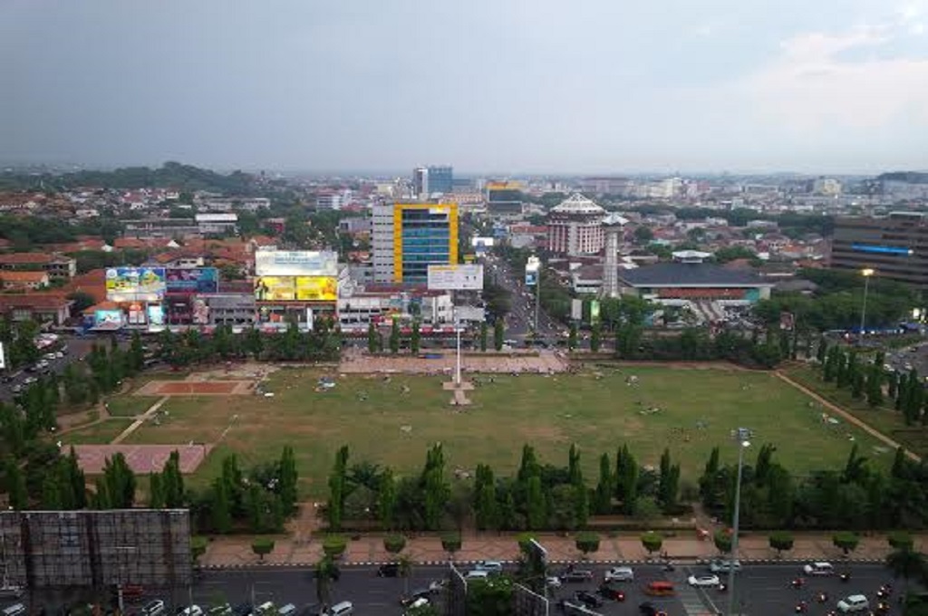 Landscape kawasan Simpanglima Semarang yang menjadi salah satu titik keramaian di malam pergantian tahun, MTVN - Dhana Kencana