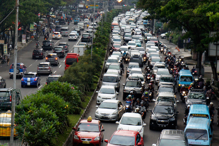 Kawasan Pasteur Dipadati Kendaraan