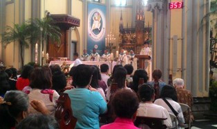 Pesan Paskah dari Gereja Katedral