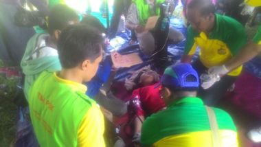 Belasan Orang Luka-luka Saat Berebut Durian di Jombang