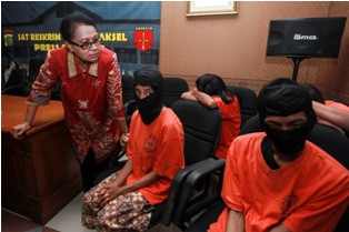 Menteri Yohana Kecam Aksi Eksploitasi Bayi di Blok M