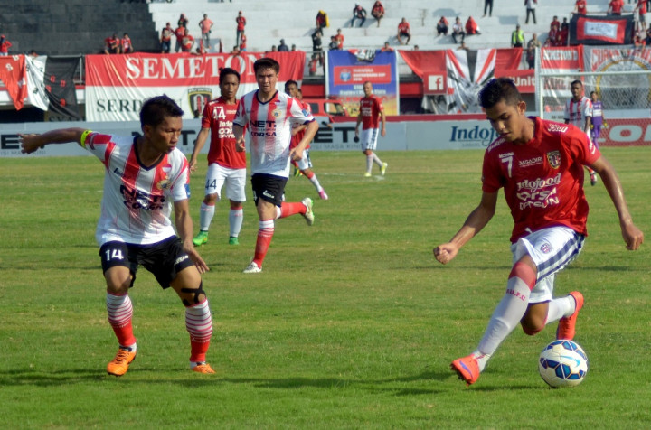Striker Persib Waspadai Para Pemain Muda Bali United