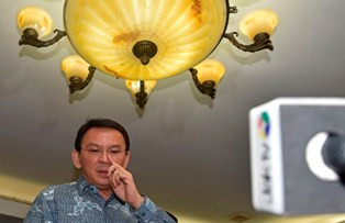 Soal Kampung Luar Batang, Ahok Sebut Yusril Tebar Fitnah