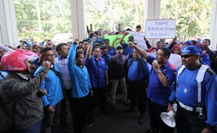 Serikat Pekerja Minta Pengadilan Vonis Bebas 26 Buruh