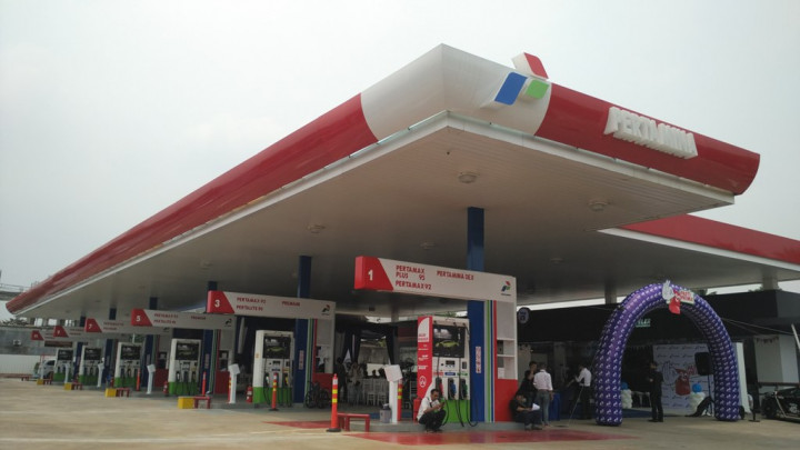 Besok, Harga Pertamax Cs Turun Lagi Rp200/Liter