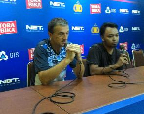 Milo Optimistis Bawa Arema Taklukkan Persib di Final