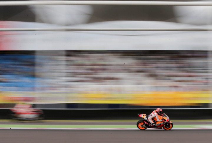 Terjatuh di Menit Akhir, Marquez Tetap Raih <i>Pole Position</i>